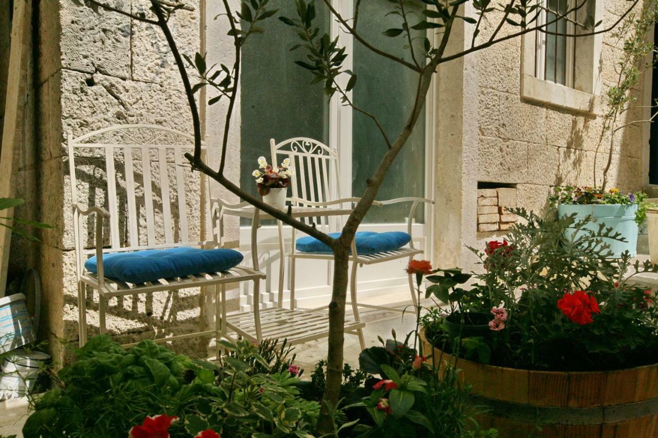 House Bava Hotel Vis Exterior foto